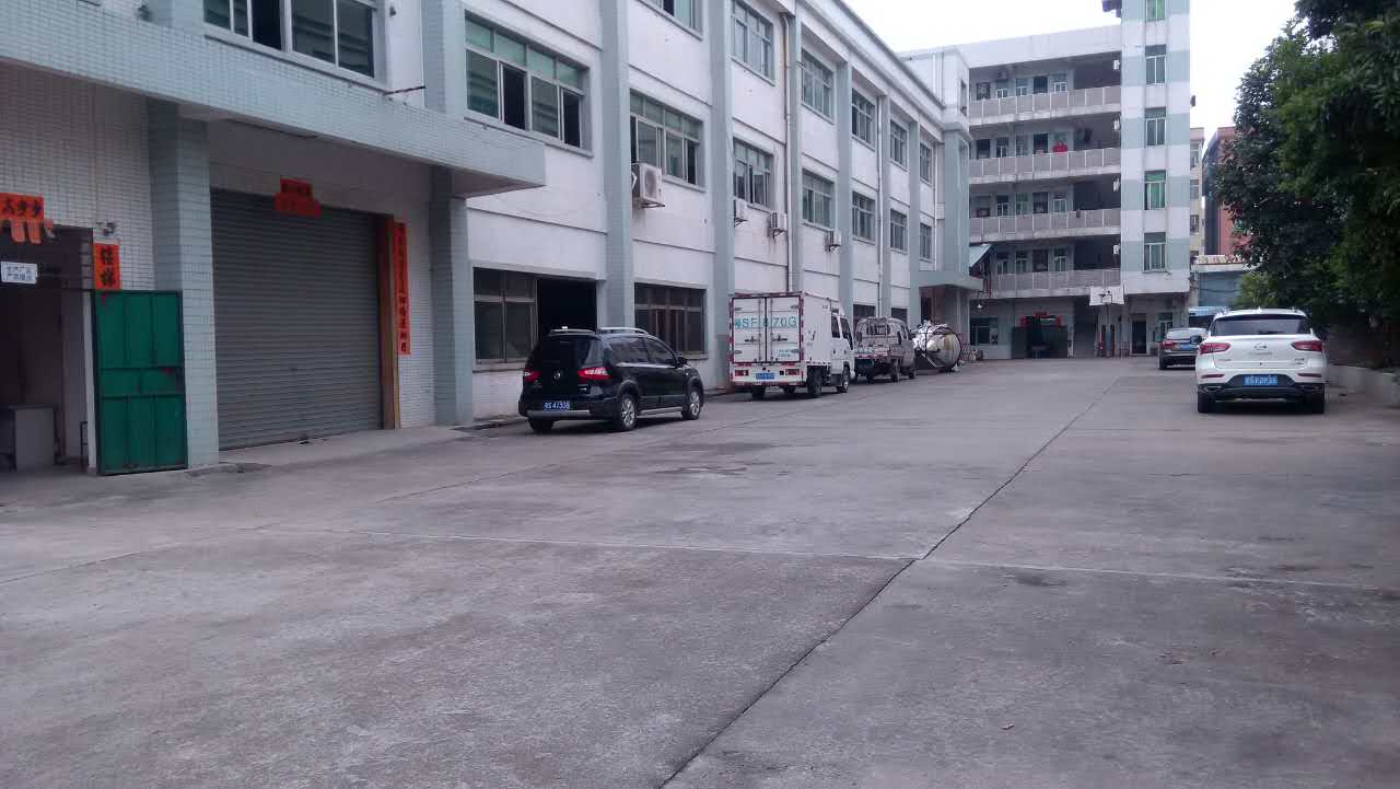東莞寮步新出獨院廠房分租二樓1730平方出租現(xiàn)成裝修