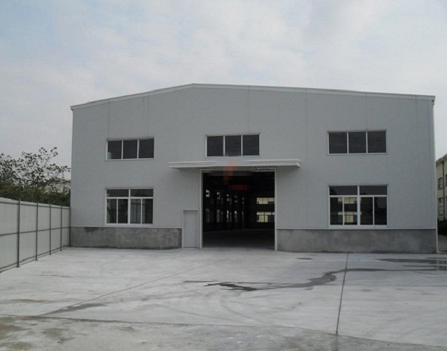 東莞橫瀝新出小獨院單一層廠房500平方廠房出租可做小污染
